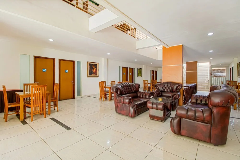 Sans Hotel Prime Cailendra Yogyakarta by RedDoorz