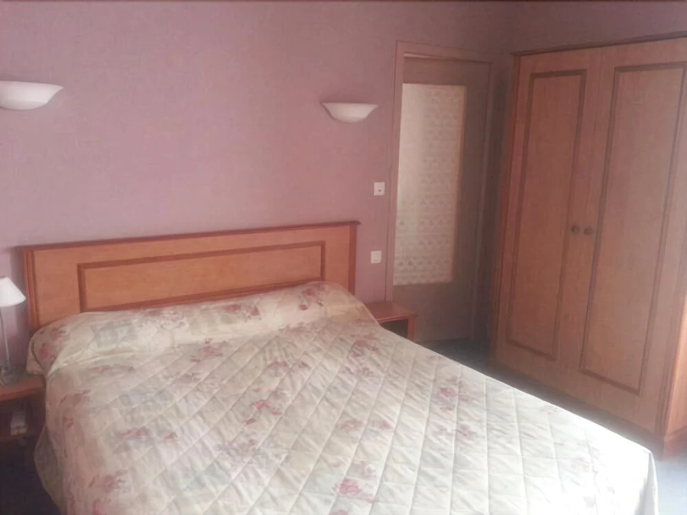 Logis Hotel Le Port Saint Aubin