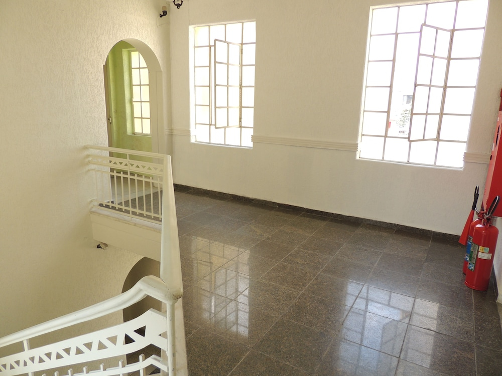 Hotel Ourinhos - Centro de São Paulo - Próximo 25 de Março e Brás