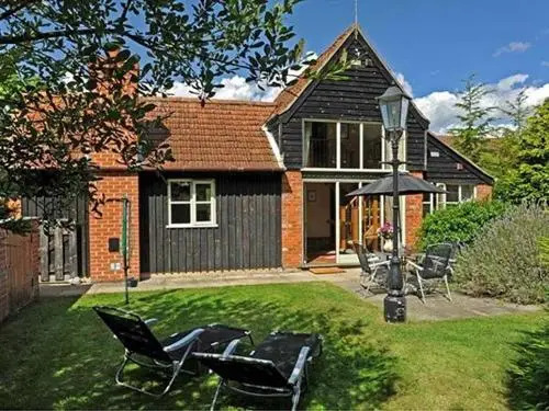 Woodman's Cottage