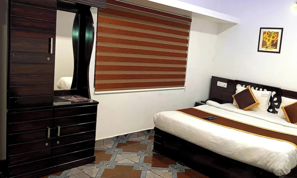 Ooty White Residency