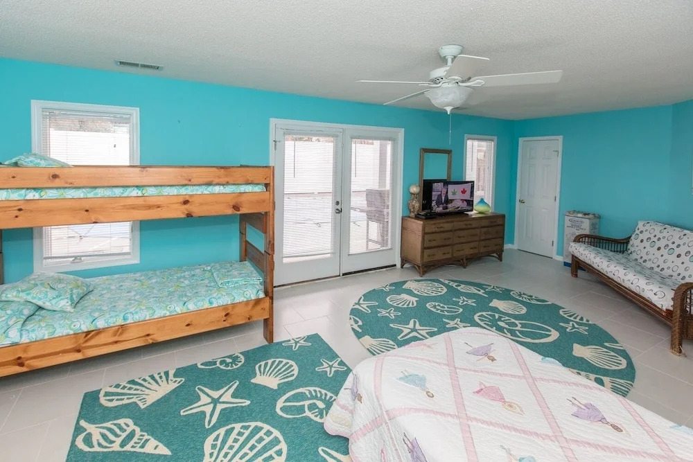Seas the Day 4 Bedrooms 3 Bathrooms Home