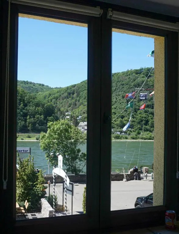 Rheinterrasse Wohnung 1