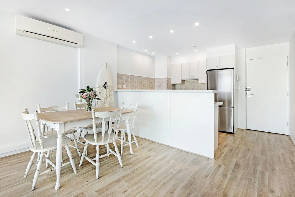 Absolute Beachfront - Central Surfers Paradise