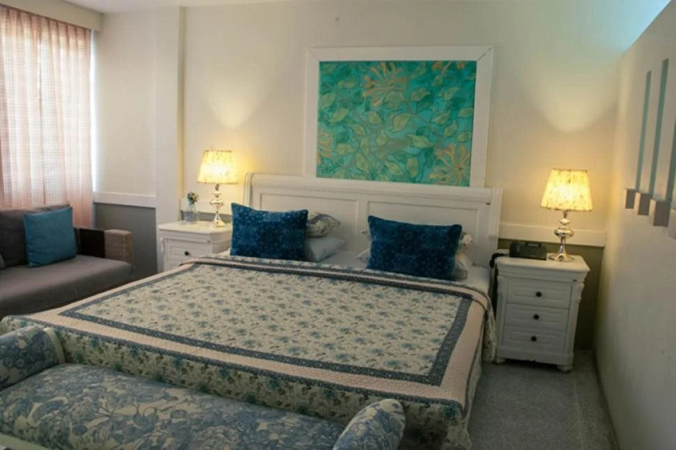 Siri Thani Hotel