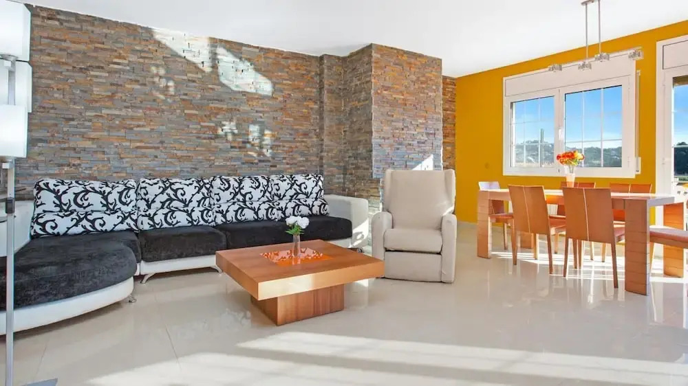 Sotet in Vidreres With 4 Bedrooms and 2 Bathrooms