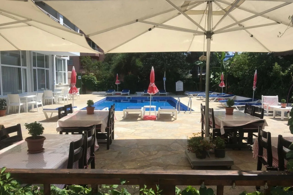 Ünver Hotel