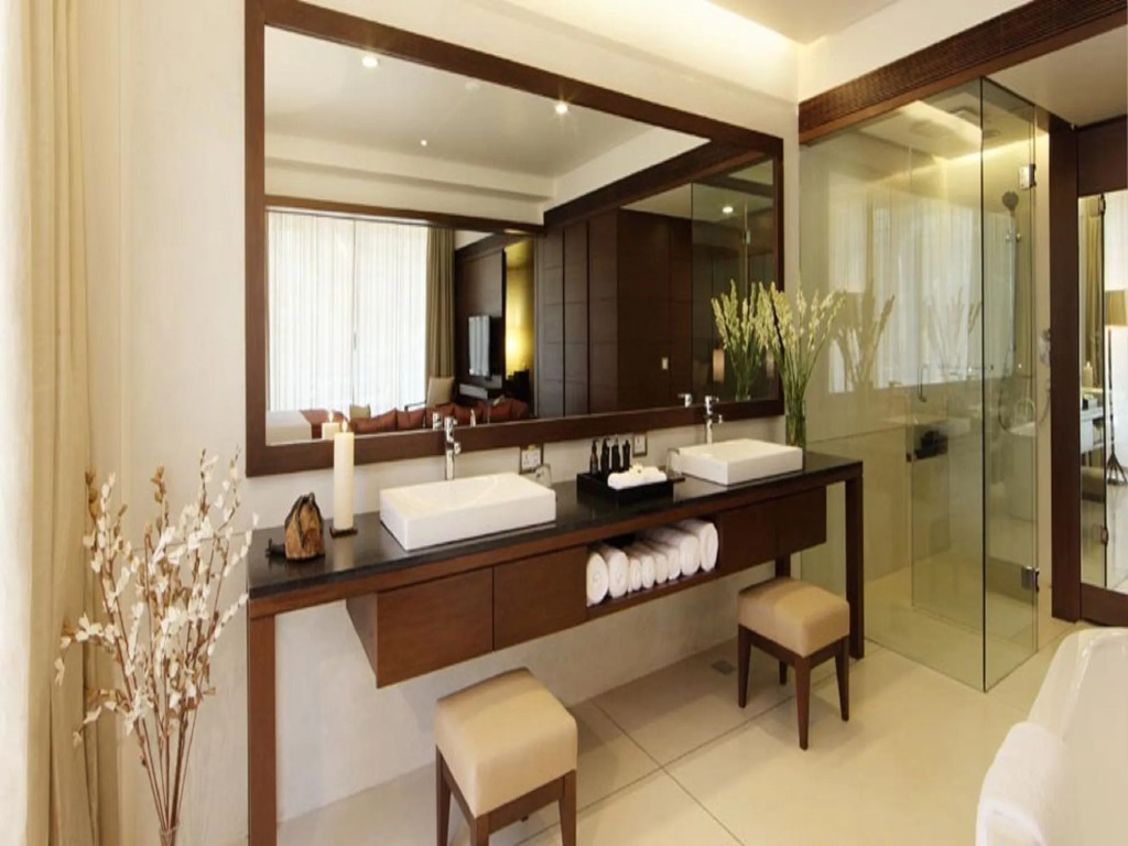 Slohh by Roach Bengaluru, Curio Collection by Hilton