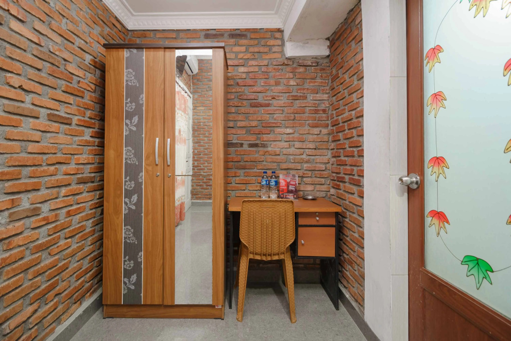 RedDoorz Syariah near Jalan Asahan Pematang Siantar