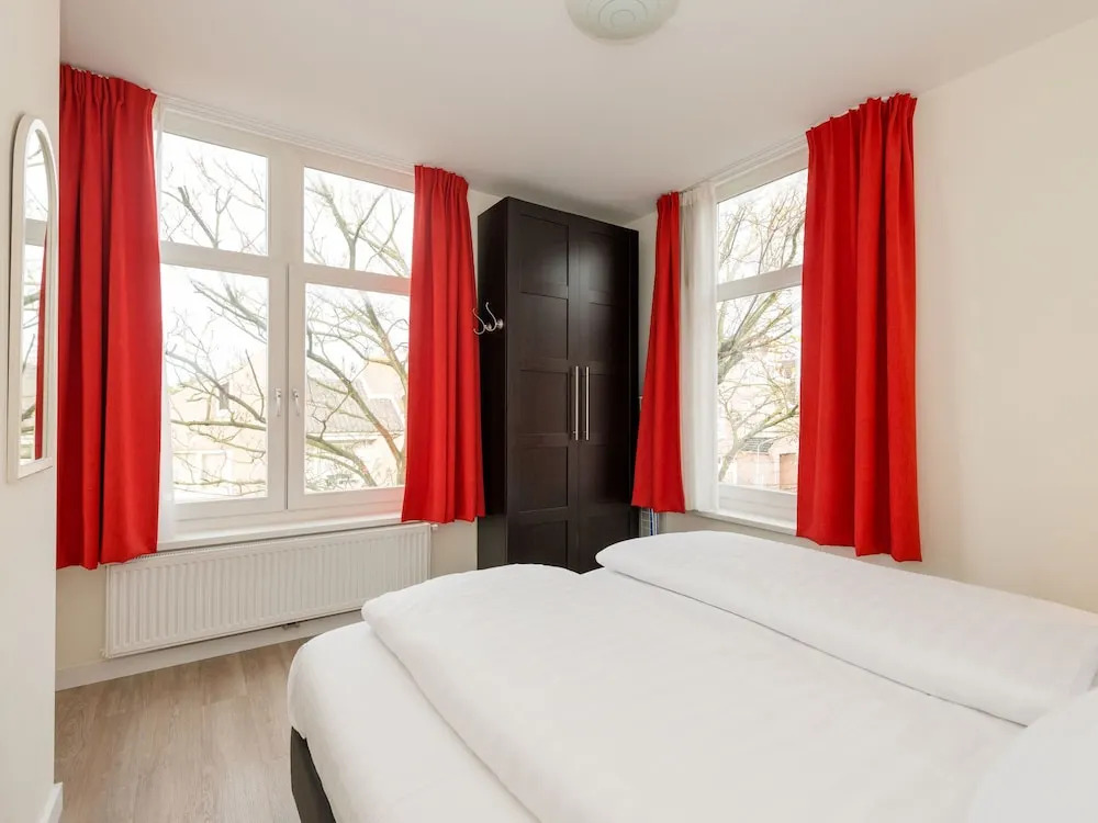Lovely Apartment in Egmond aan Zee With Many Facilities Within Walking Distance