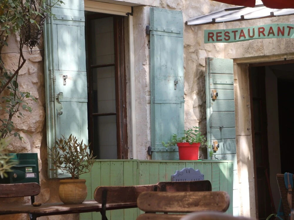 Provencal Holiday Home With Private Pool on 3000 m2 of Garden, in the Middle of the Luberon