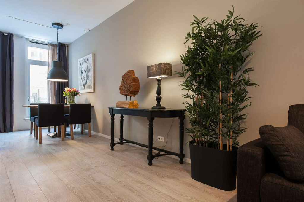 Sarphatipark Apartments