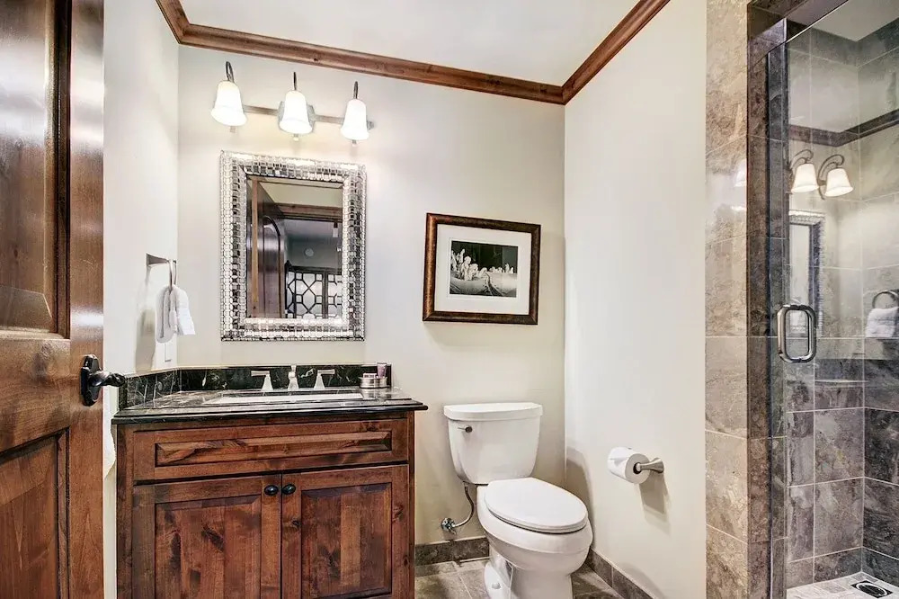Chic 2 BR+Den Ritz-Carlton Condo with Valley Views by RedAwning - Save 20% on 7+ Nights!