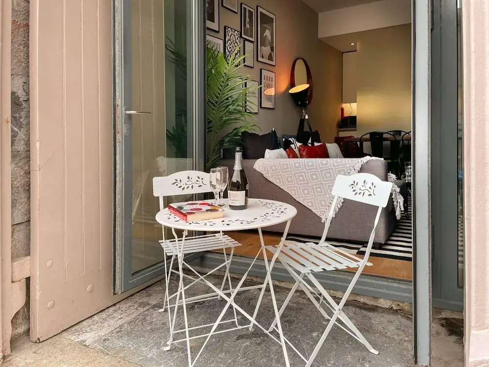 Two-bedroom Apartment at Royal William Yard