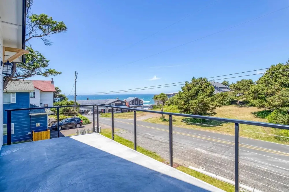 Luxurious Ocean Views and Fun Amenities - Gorgeous Beach Retreat