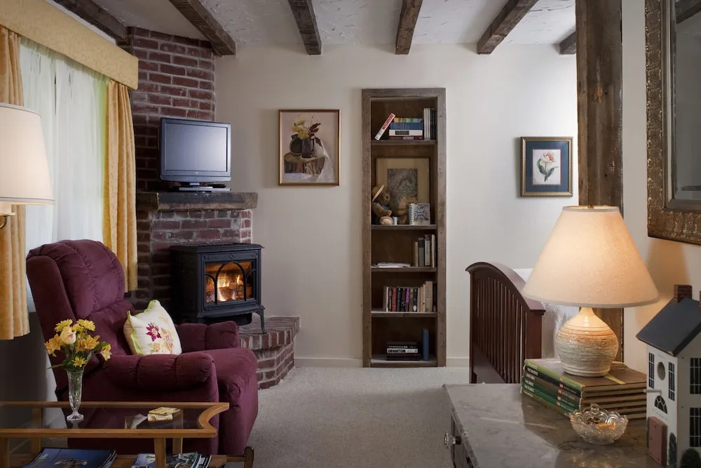 West Hill House B&B in Mad River Valley