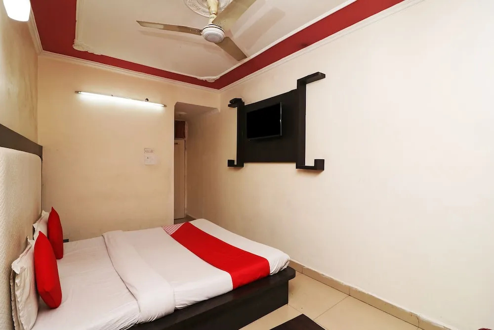 OYO 35806 Hotel Himgiri