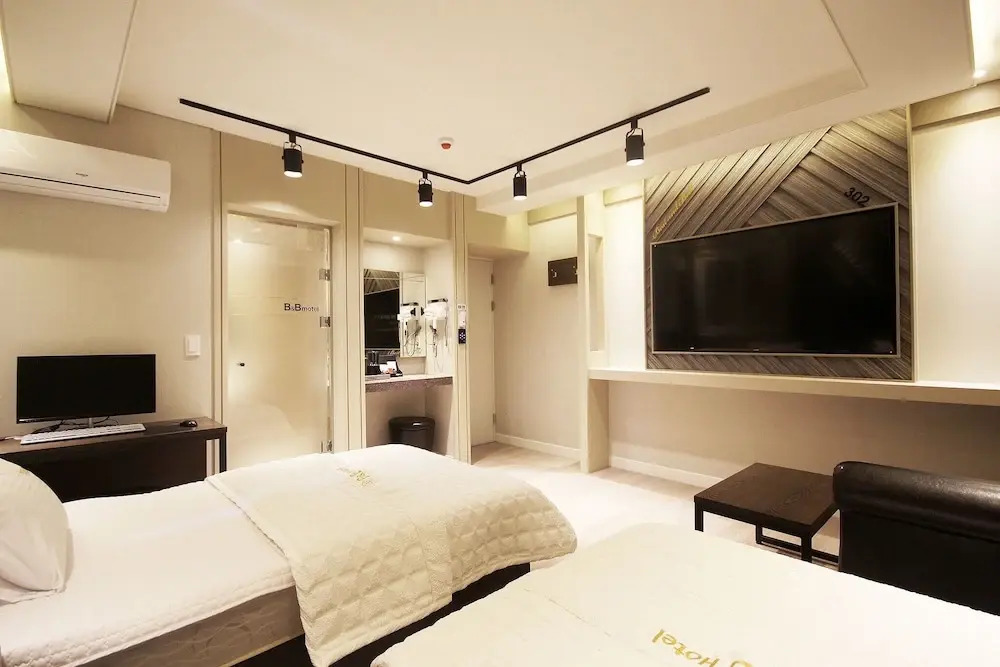 Yecheon B And B