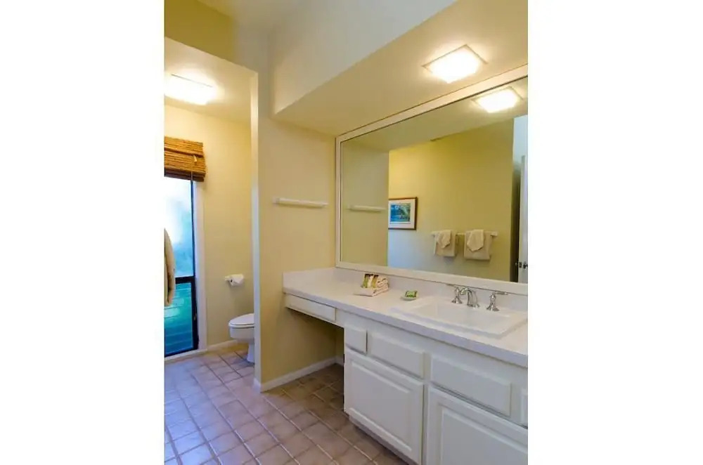 Regency 823 Condo