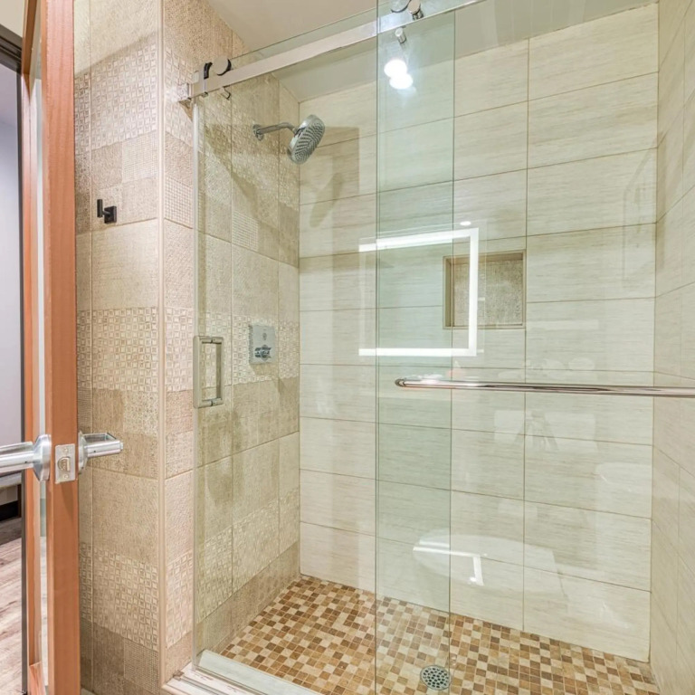 Hotel Lexen Newhall & Santa Clarita - Near Six Flags Magic Mountain