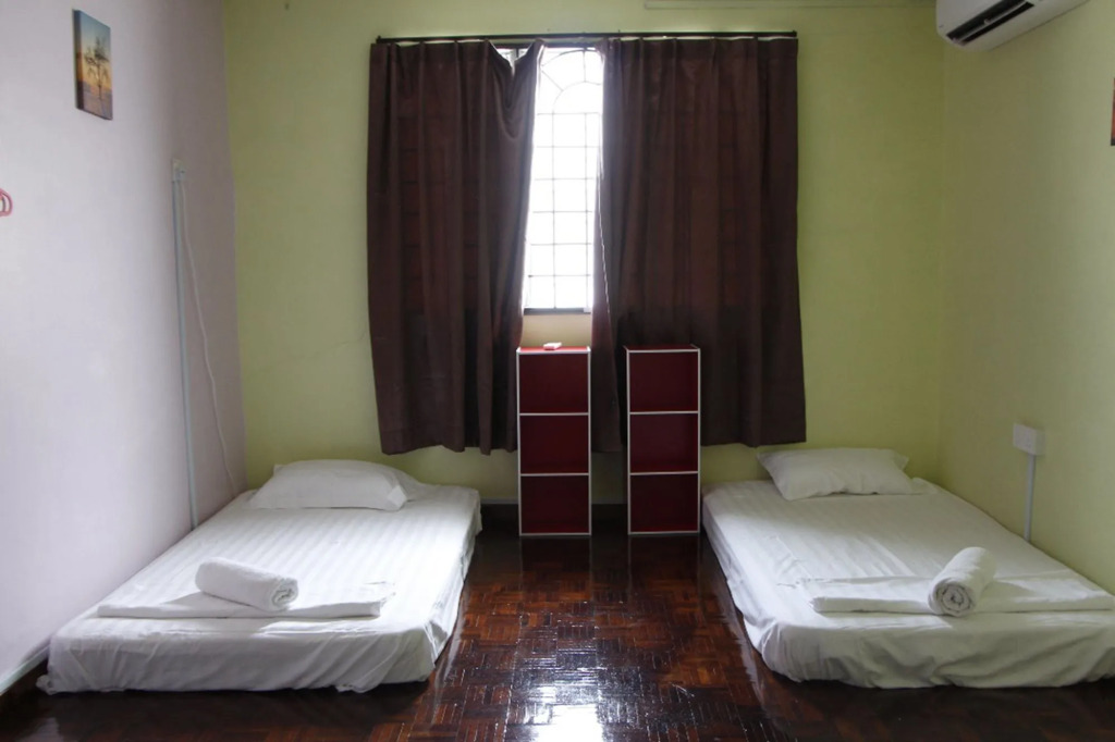 Three Little Birds Home - Hostel