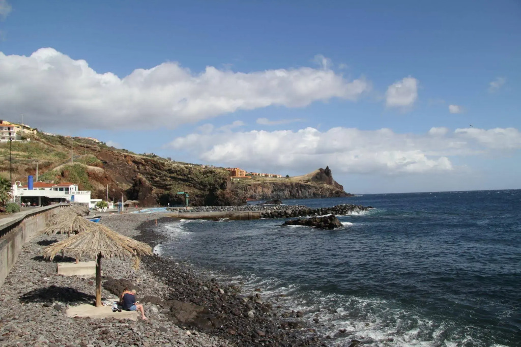 Canico Bay Apartments