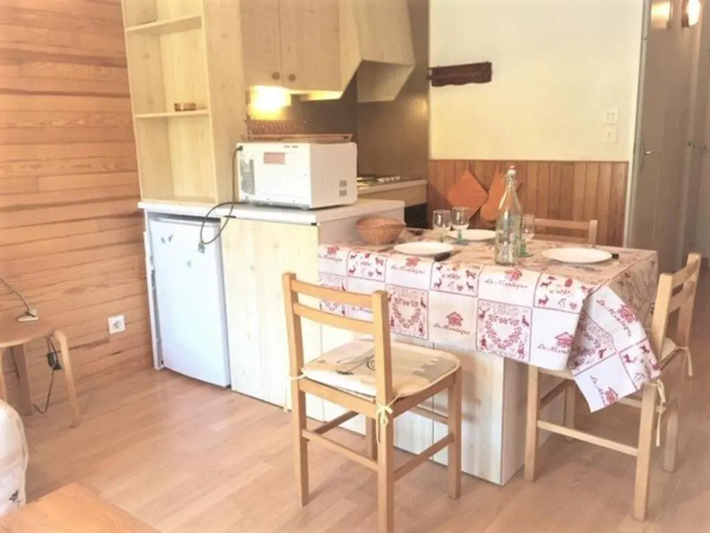 Appartement Risoul, 2 pièces, 5 personnes - FR-1-330-533