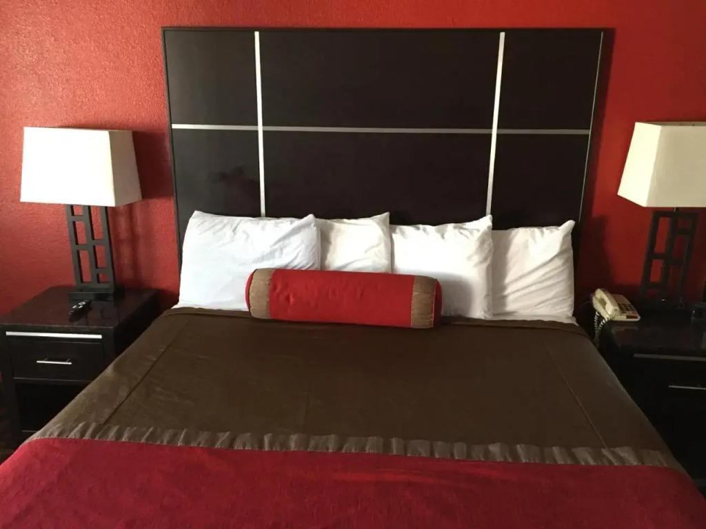 Oceanside Travelodge