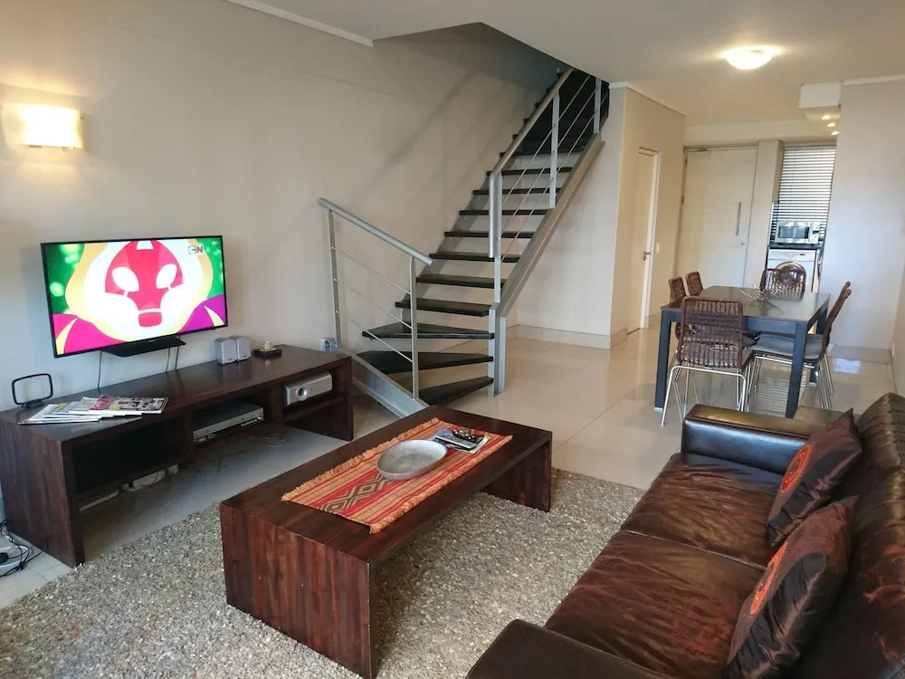 Adderley Terrace J10 by CTHA