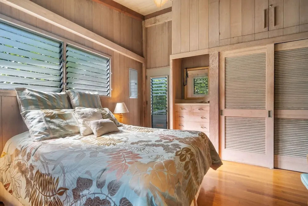Kona Sunshine 2 Bedroom Home by RedAwning