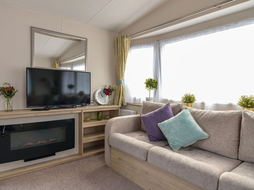 Boutique Home in Hastings With TV