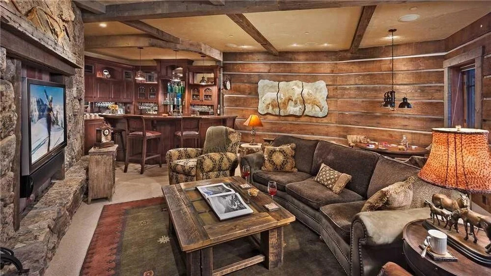 Gold Mine Lodge 6 BedroomHoliday home By Moving Mountains