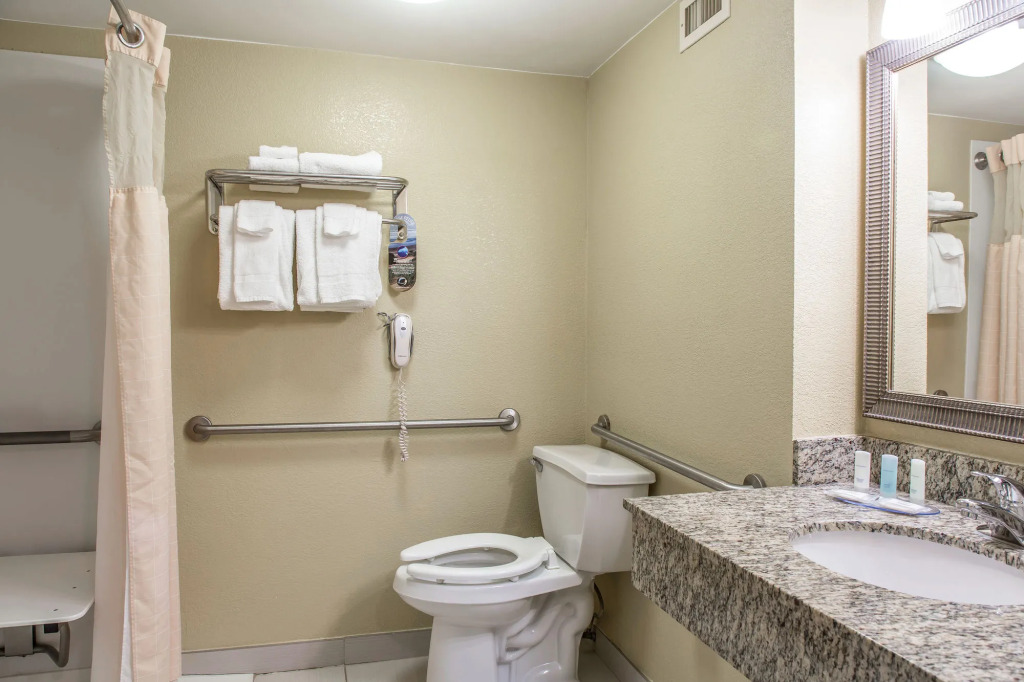 Regency Inn & Suites New London, Mystic