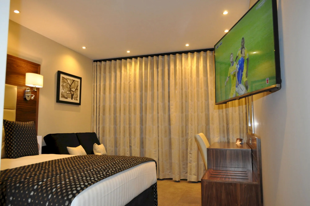 The Devon Hotel