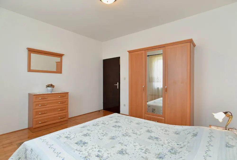 Apartment 1803