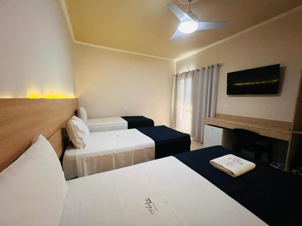 HOTEL ARLEN 2