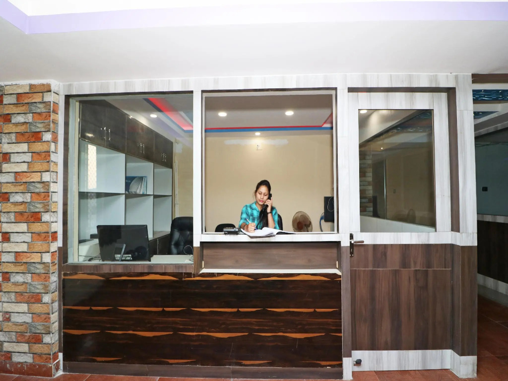 OYO Flagship 29569 Hotel Bodhraj Inn