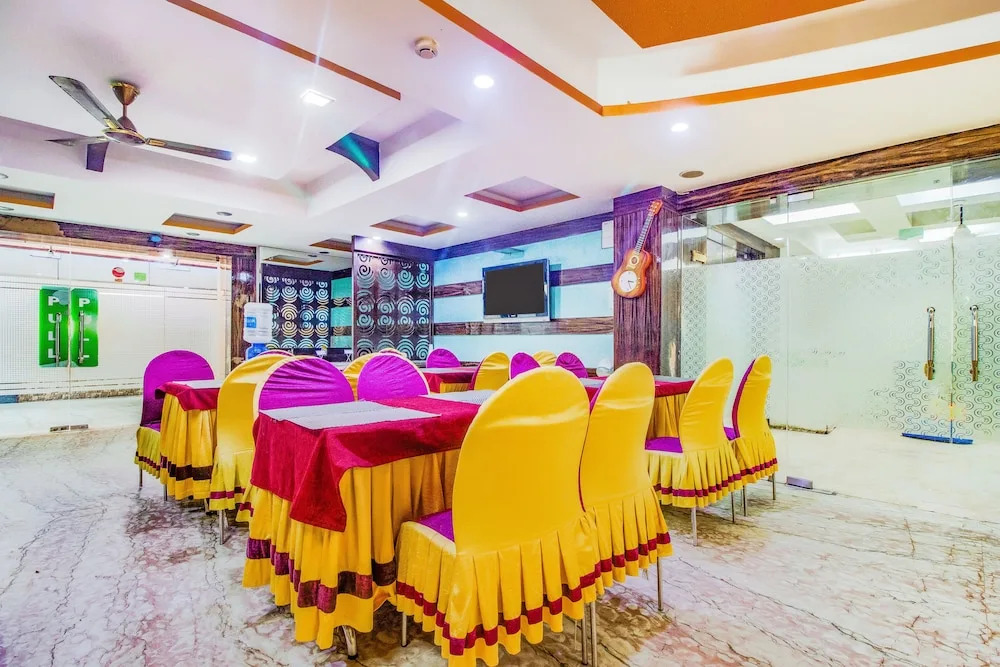 Hotel N S International