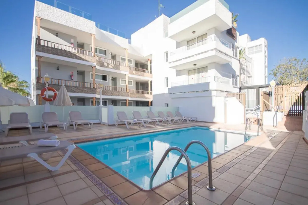 Apartamentos LIVVO Tarahal
