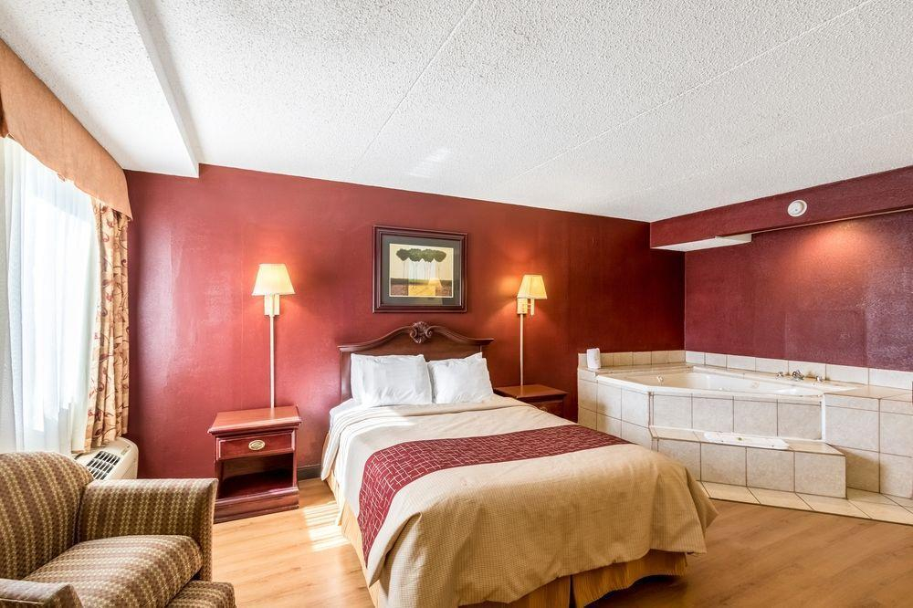 Clarion Inn & Suites