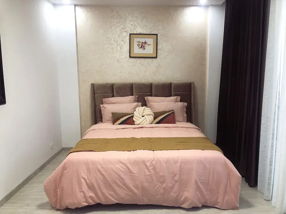 Iris Apartment