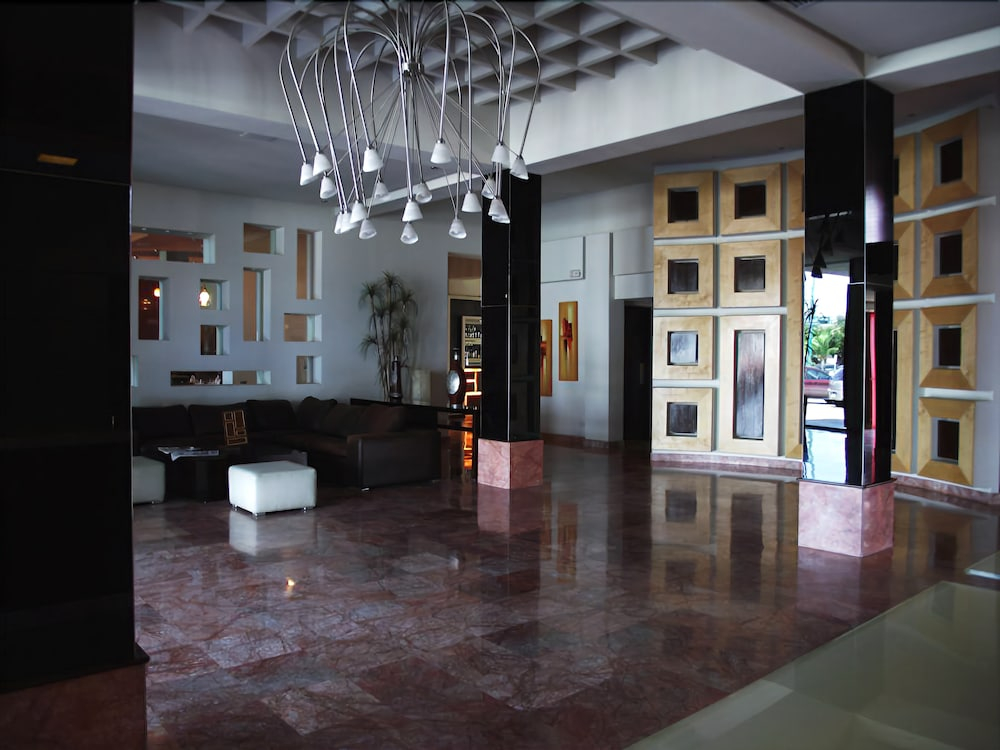 Hotel Colón Plaza Business Class