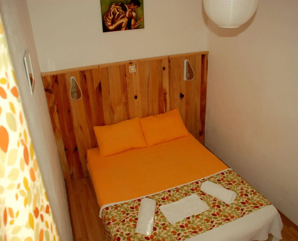 Dionysos Lodge