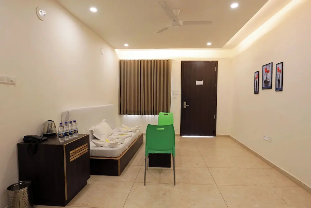 Leena Resort