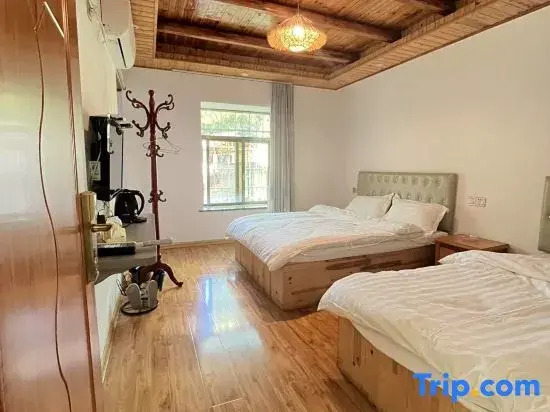 Huihe Homestay