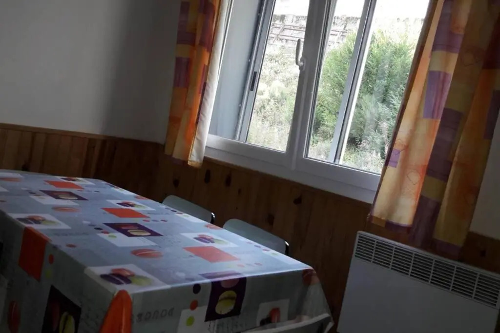 appartement 6 personnes au coeur de super besse