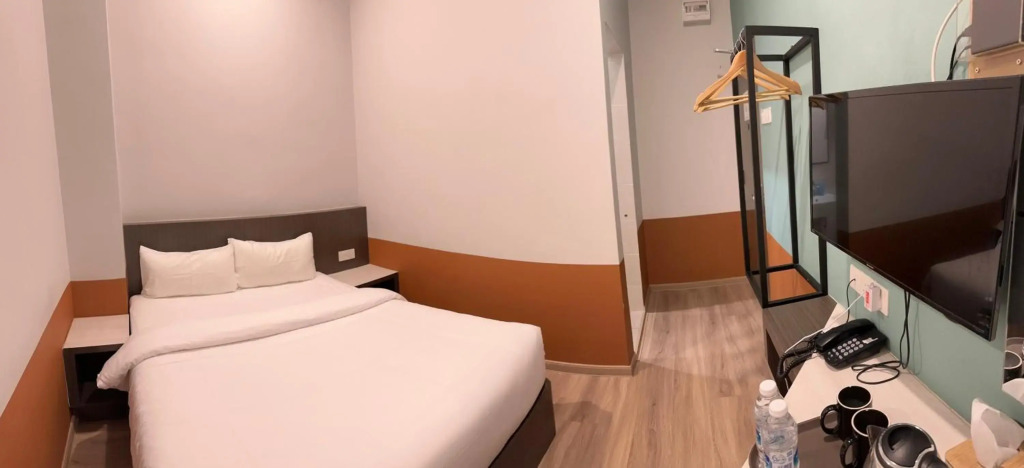 T SQUARE HOTEL