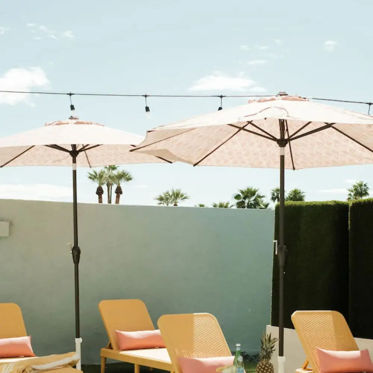 Mod Maya Hotel in Palm Springs