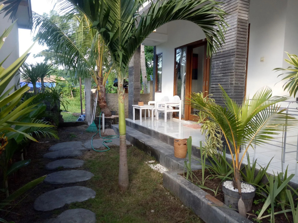 Palm Trees Villas
