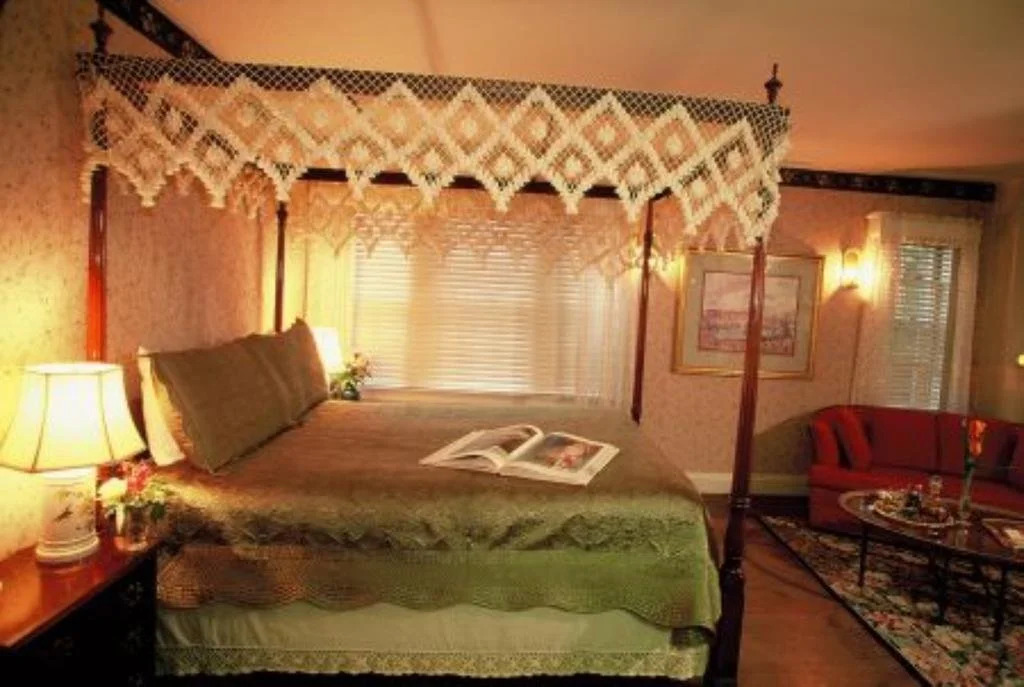 Devonfield Inn